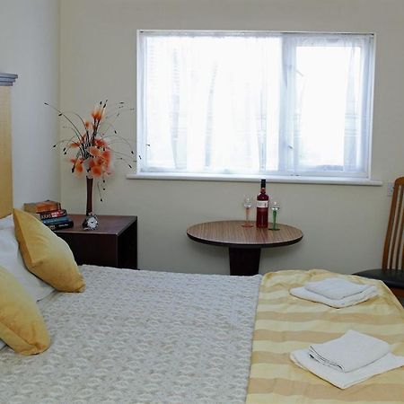 Premier Hotel Not Premier Inn Скегнес Екстериор снимка